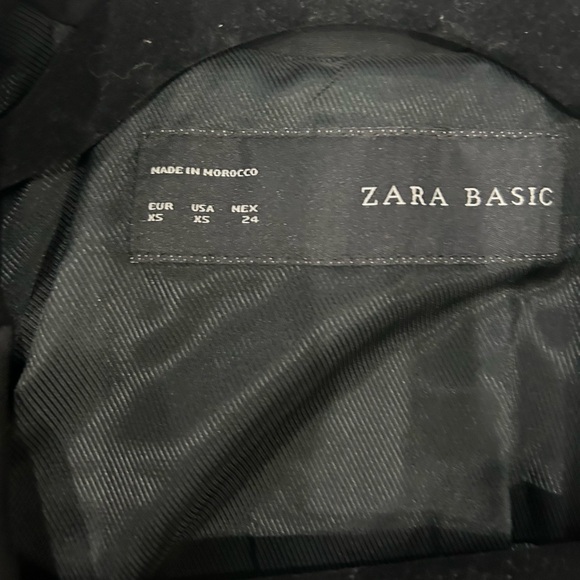 Zara Women Vest - Picture 2 of 3